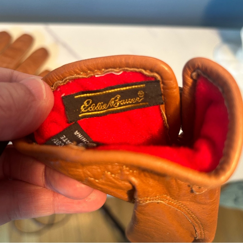 Leaf 3/$15 Eddie Bauer Leather Gloves - Picture 8 of 14